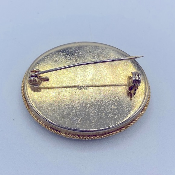 Vintage Signed Italy Gold Toned Micro Mosaic Pin Black,Yellow,Pink,Red & Green - Picture 4 of 6